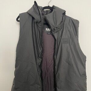 Rains Loop Vest-tags on